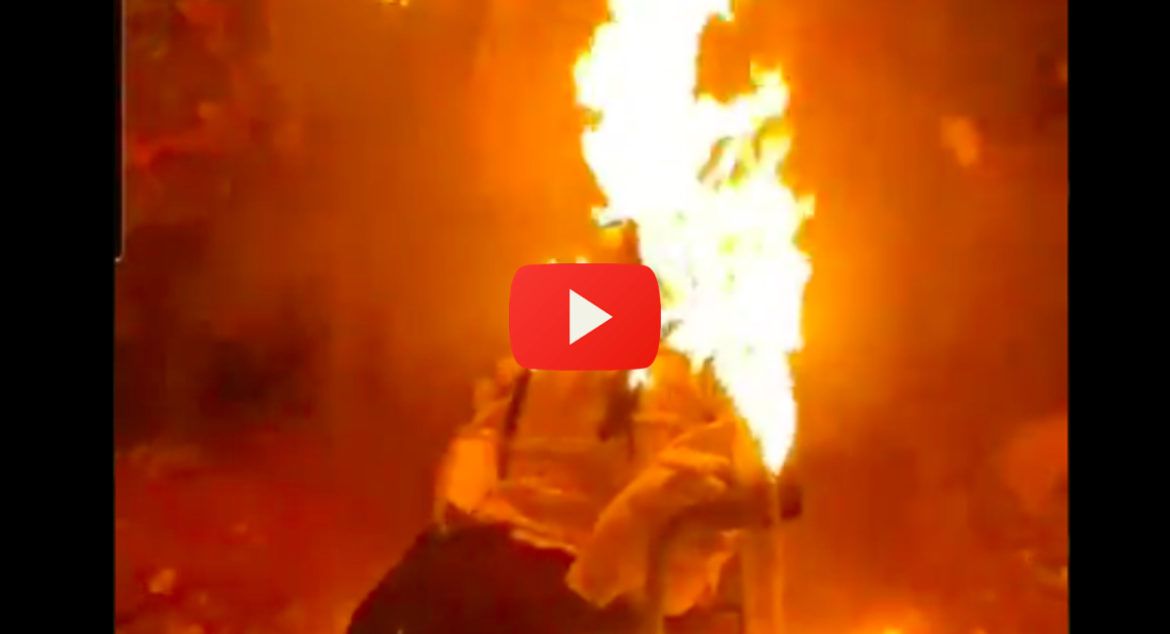 arab-rioters-burn-effigy