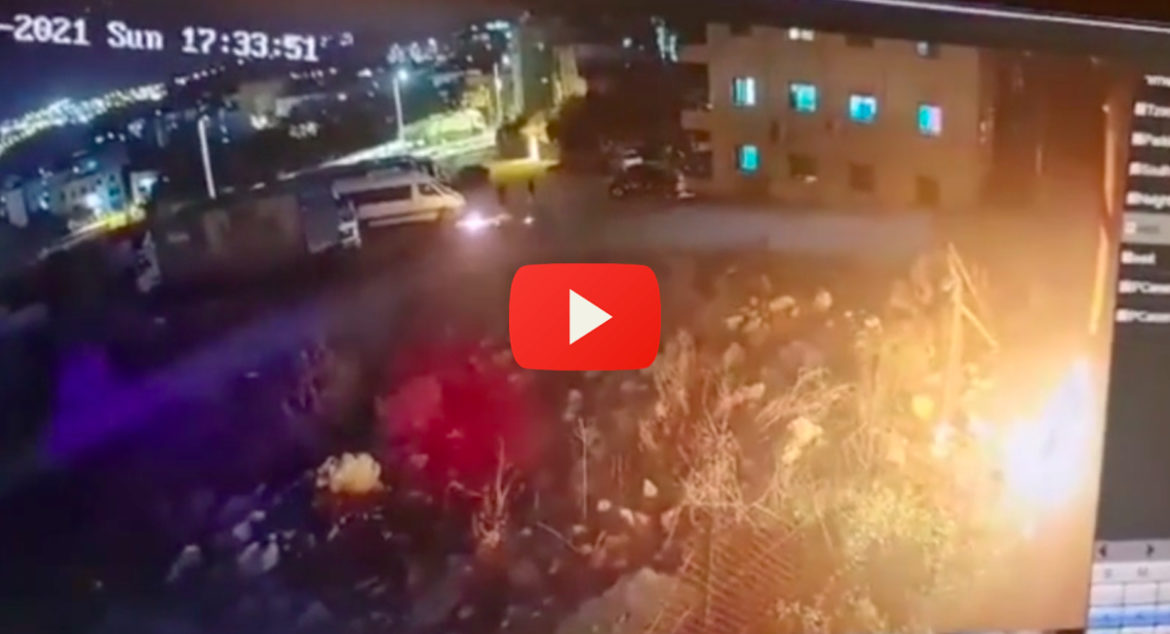 Arab-Muslims-Firebomb